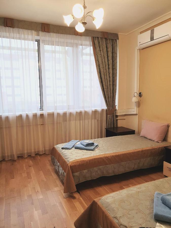 Hotel Obolon-Arena Kiev Bagian luar foto