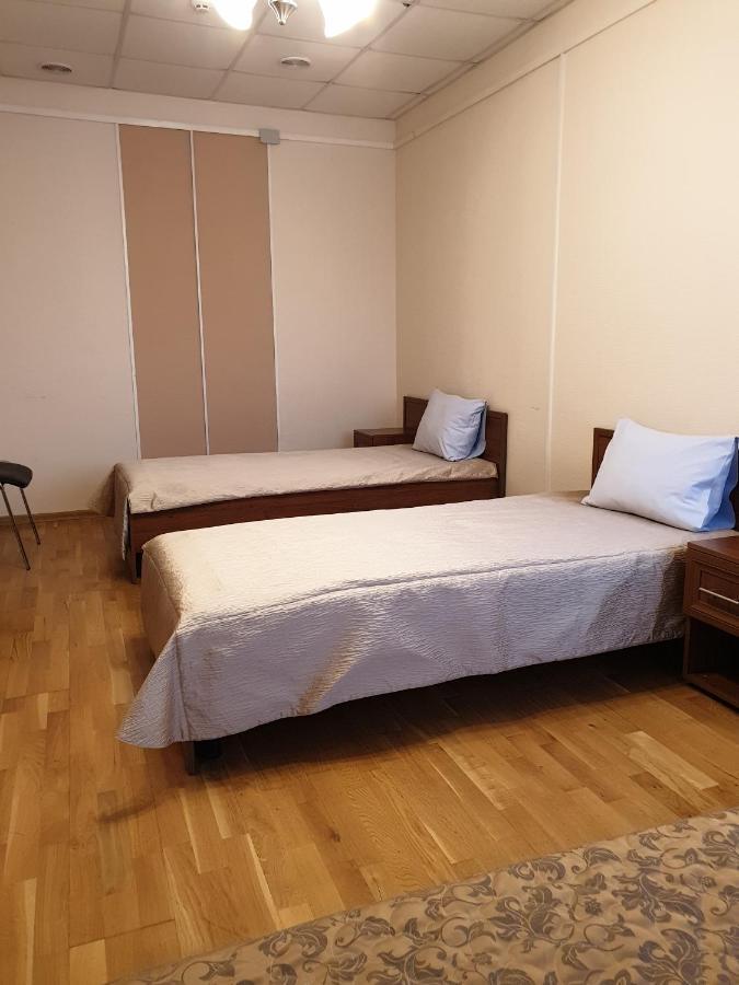 Hotel Obolon-Arena Kiev Bagian luar foto