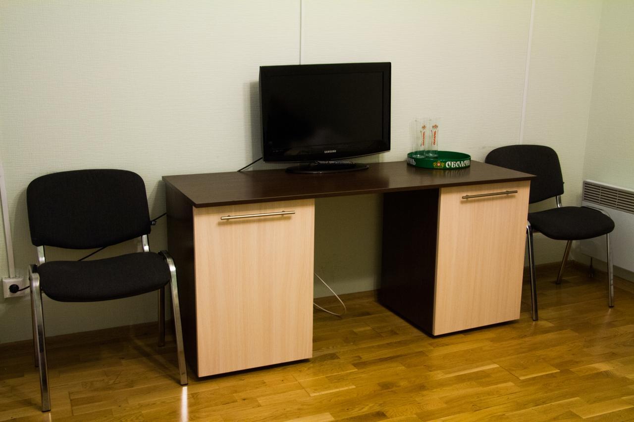 Hotel Obolon-Arena Kiev Bagian luar foto