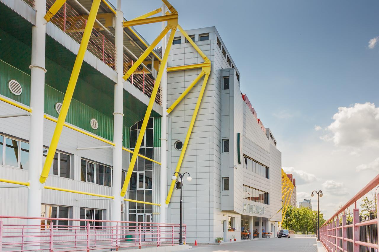 Hotel Obolon-Arena Kiev Bagian luar foto